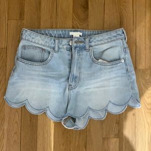 The cutest scalloped Jean shorts ever